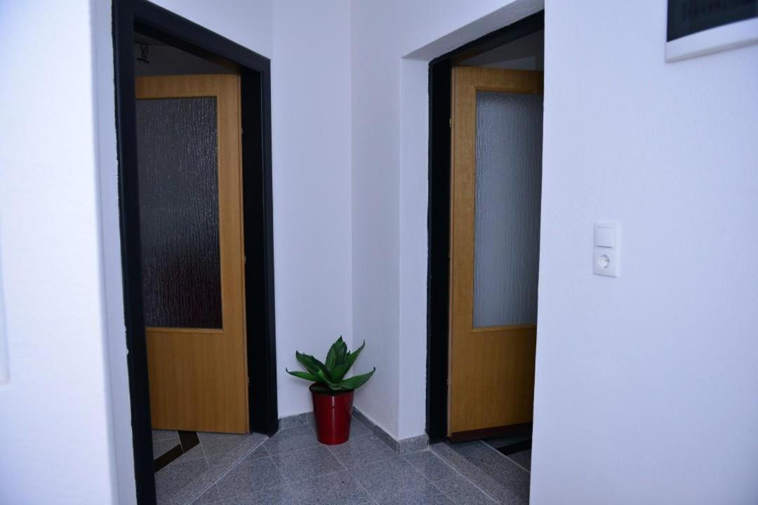 Guesthouse Juka Gospić エクステリア 写真